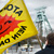 Anti-Atomkraft Demonstration in Bochum. Im Hintergrund der Förderturm des Bergbau-Museums