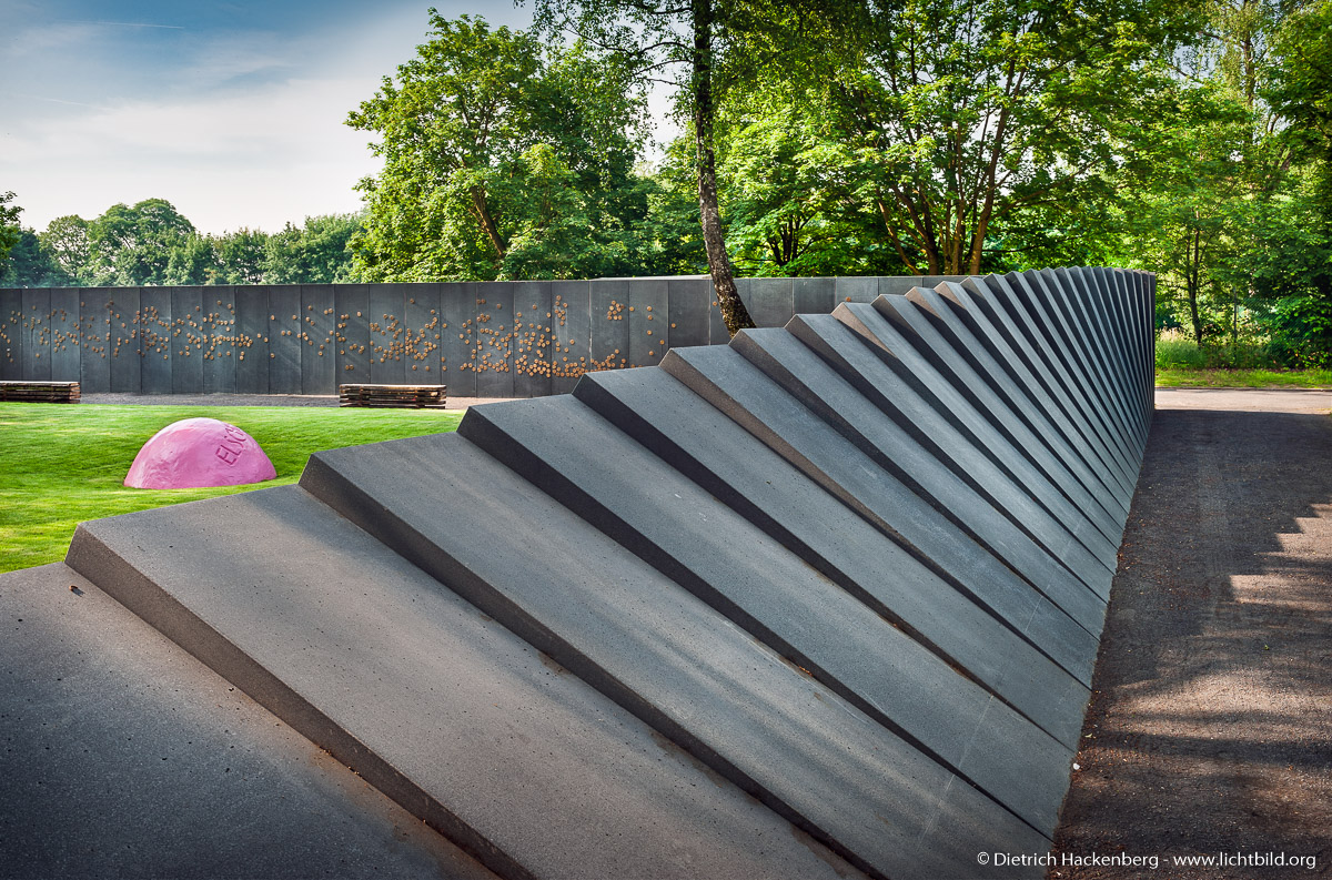 Eröffnung der neugestalteten Gedenkstätte Waldniel-Hostert am 29. Mai 2018 — Gedenkort für die Opfer der NS-Psychiatrie. Foto LVR / © Dietrich Hackenberg