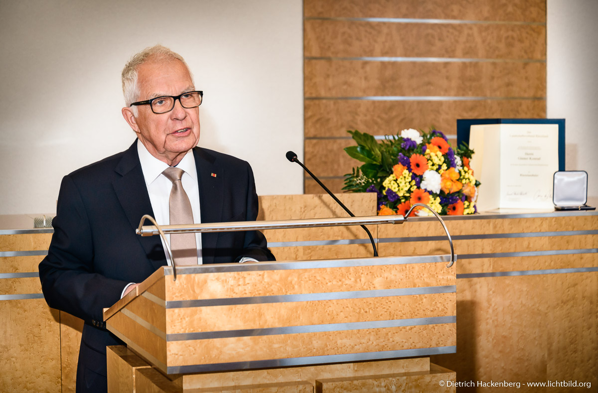 Verleihung des LVR Rheinlandtalers an Heimatforscher Günter Konrad aus Ronsdorf. Foto LVR / © Dietrich Hackenberg