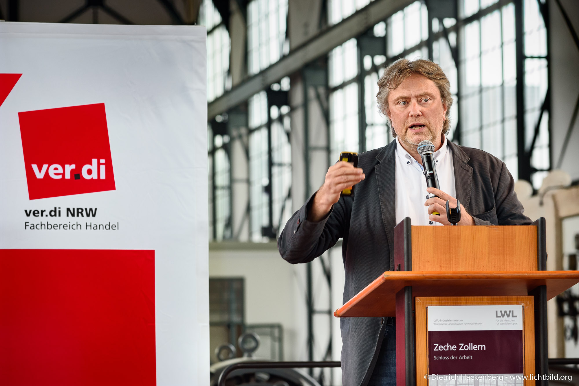 Prof. Dr. Thorsten Schulten. ver.di Handel NRW Streikkonferenz am 13.09.2019 in der Maschinenhalle der Zeche Zollern in Dortmund. Foto © Dietrich Hackenberg