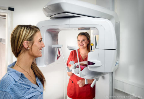 Dreidimensionales Röntgen im Zahnärzte Centrum Gronau/Leine