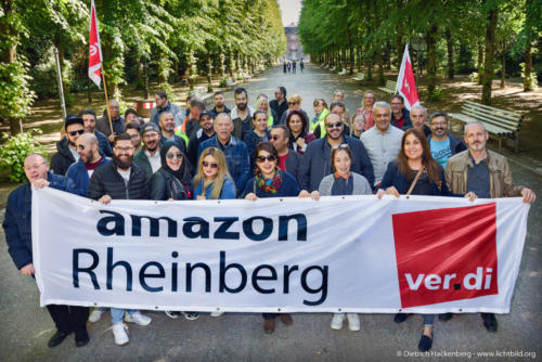 verdi Handel zentrale Streikveranstaltung im Hofgarten Düsseldorf am 29.05.2019. Foto Dietrich Hackenberg