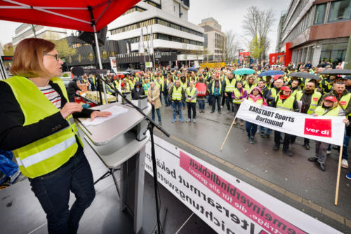 Zentrale Streikveranstaltung verdi Handel NRW in Dortmund am 17.04.2019. Foto Dietrich Hackenberg