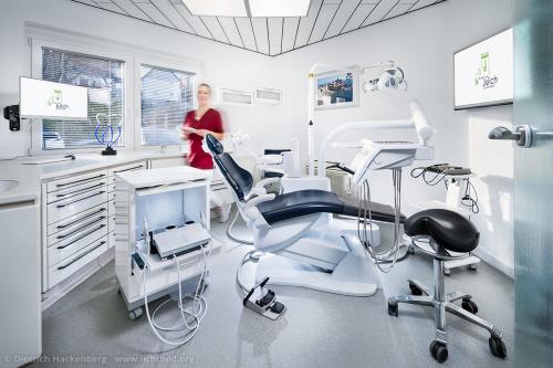 Behandlungszimmer. Zahnarzt Dr. Jülich, Bergneustadt